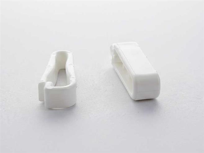 clip-plastique-pour-ruban-de-cloture-electrique